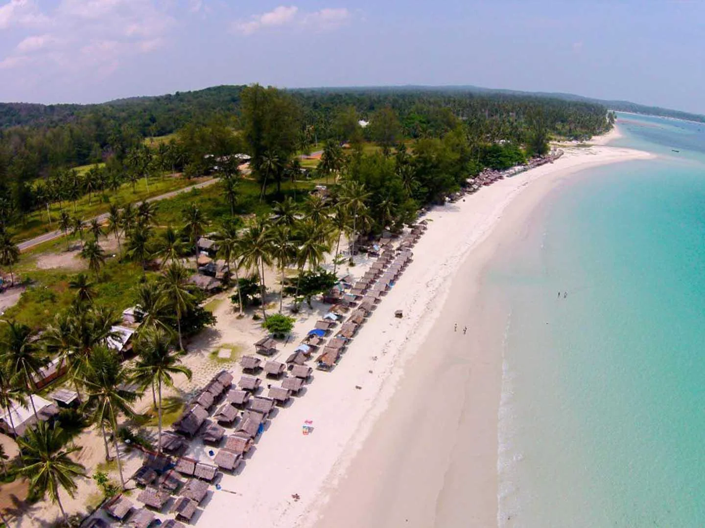 Taxi Service: Lagoi Resort Area ? Trikora Beach (Return)